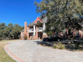 Stunning Country Mansion Estate in SW Fort Worth